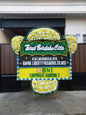 Papan Bunga Duka di Reba Tinggi