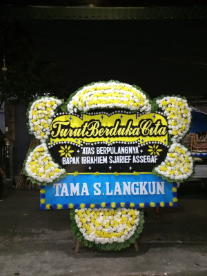 Papan Bunga Duka di Reba Tinggi
